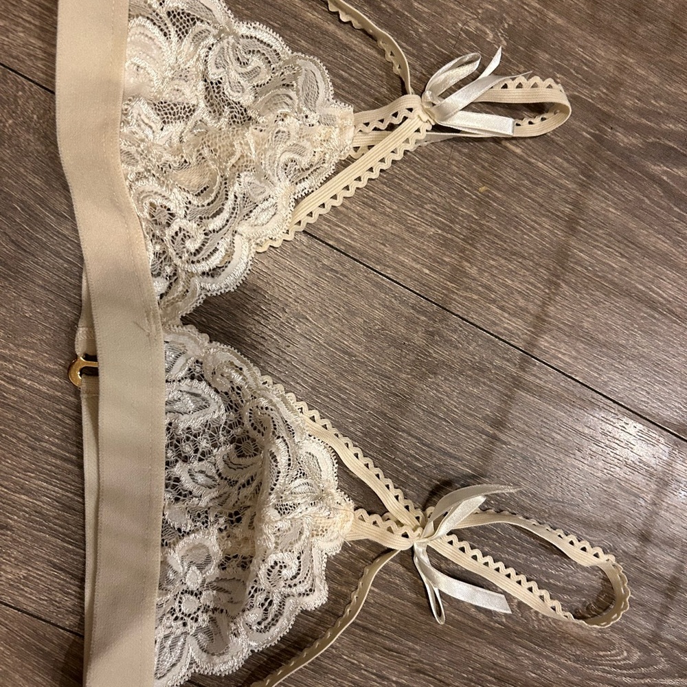 Fashion nova bridal Elegant Lace Bralette in Cream